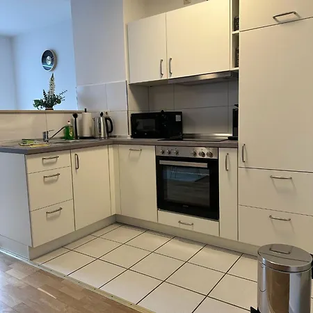 Appartement Feelgood 58, Modernes In Magdeburg-barleben, Nur 2 Km Bis Zur A2, Inklusive Parkplatz Und Netflix *