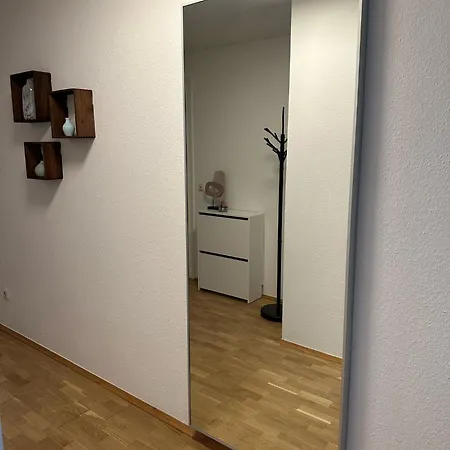 Feelgood 58, Modernes In Magdeburg-barleben, Nur 2 Km Bis Zur A2, Inklusive Parkplatz Und Netflix Appartement *