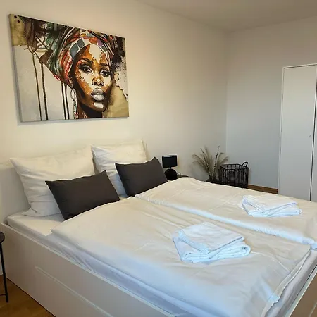 Feelgood 58, Modernes In Magdeburg-barleben, Nur 2 Km Bis Zur A2, Inklusive Parkplatz Und Netflix Appartement *