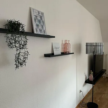 Appartement Feelgood 58, Modernes In Magdeburg-barleben, Nur 2 Km Bis Zur A2, Inklusive Parkplatz Und Netflix